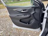 Thumbnail of 2025 Summit White Buick Envista