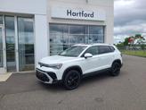 Photo of 2025 Pure White Volkswagen Taos