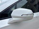 Thumbnail of 2022 Crystal White Tri-Coat Cadillac XT6