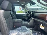 Thumbnail of 2025 Onyx Black GMC Sierra 2500