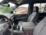 Thumbnail of 2025 Onyx Black GMC Yukon