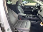 Thumbnail of 2025 Iridescent White Tricoat Buick Envision
