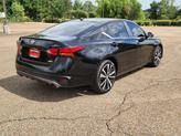 Thumbnail of 2020 Super Black Nissan Altima