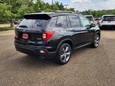 Thumbnail of 2019 Crystal Black Pearl Honda Passport