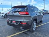 Thumbnail of 2018 Granite Crystal Clearcoat Metallic Jeep Cherokee