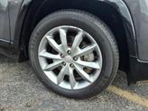 Thumbnail of 2018 Granite Crystal Clearcoat Metallic Jeep Cherokee
