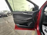 Thumbnail of 2022 Rapid Red Metallic Tinted Clearcoat Ford Edge