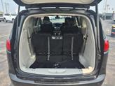 Thumbnail of 2017 Brilliant Black Crystal Pearlcoat Chrysler Pacifica