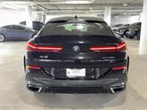 Thumbnail of 2022 Black Sapphire Metallic BMW X6