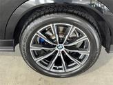 Thumbnail of 2022 Black Sapphire Metallic BMW X6