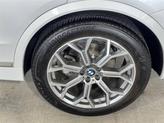 Thumbnail of 2024 White Metallic BMW X7