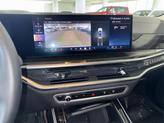 Thumbnail of 2024 White Metallic BMW X7