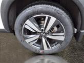 Thumbnail of 2022 White / Black Nissan Rogue