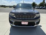 Thumbnail of 2025 Baltic Gray Metallic Clearcoat Jeep Grand Cherokee