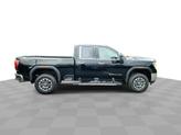 Thumbnail of 2022 Onyx Black GMC Sierra 2500
