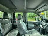 Thumbnail of 2022 Onyx Black GMC Sierra 2500