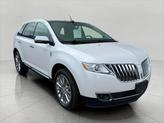 Photo of 2015 White Platinum Metallic Tri-Coat Lincoln MKX