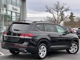 Thumbnail of 2021 Deep Black Pearl Effect Volkswagen Atlas