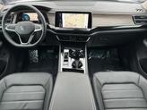 Thumbnail of 2024 Silver Bird Metallic Volkswagen Atlas