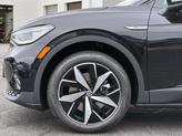 Thumbnail of 2025 Deep Black Pearl Effect Volkswagen ID.4