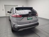 Thumbnail of 2023 Iconic Silver Metallic Ford Edge