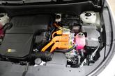 Thumbnail of 2025 Snow White Pearl Kia Niro