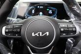 Thumbnail of 2025 Snow White Pearl Kia Sportage