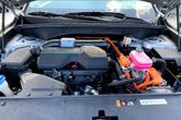 Thumbnail of 2023 Silky Silver Kia Sorento Hybrid