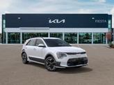 Thumbnail of 2025 White Kia Niro EV