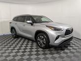 Thumbnail of 2024 Celestial Silver Metallic Toyota Highlander