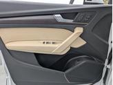 Thumbnail of 2021 Glacier White Metallic Audi Q5