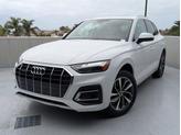 Photo of 2021 Glacier White Metallic Audi Q5