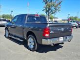 Thumbnail of 2016 Brilliant Black Crystal Pearlcoat RAM 1500
