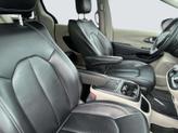 Thumbnail of 2023 Granite Crystal Metallic Clearcoat Chrysler Pacifica