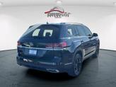 Thumbnail of 2021 Deep Black Pearl Volkswagen Atlas