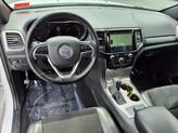 Thumbnail of 2022 Bright White Clearcoat Jeep Grand Cherokee