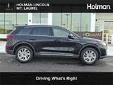 Photo of 2025 Infinite Black Metallic Clearcoat Lincoln Corsair