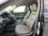 Thumbnail of 2025 Infinite Black Metallic Clearcoat Lincoln Corsair