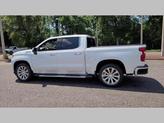 Thumbnail of 2022 Iridescent Pearl Tricoat Chevrolet Silverado 1500