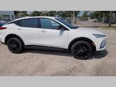 Thumbnail of 2025 Summit White Buick Envista