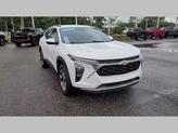 Thumbnail of 2025 Summit White Chevrolet Trax