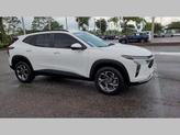 Thumbnail of 2025 Summit White Chevrolet Trax