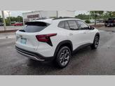 Thumbnail of 2025 Summit White Chevrolet Trax