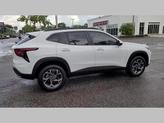 Thumbnail of 2025 Summit White Chevrolet Trax