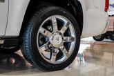Thumbnail of 2011 White Diamond Tricoat Cadillac Escalade EXT