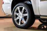 Thumbnail of 2011 White Diamond Tricoat Cadillac Escalade EXT