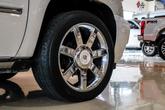 Thumbnail of 2011 White Diamond Tricoat Cadillac Escalade EXT