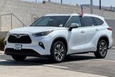 Thumbnail of 2022 White Toyota Highlander