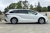 Thumbnail of 2022 White Toyota Sienna