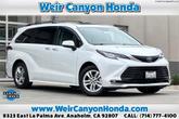 Photo of 2022 White Toyota Sienna